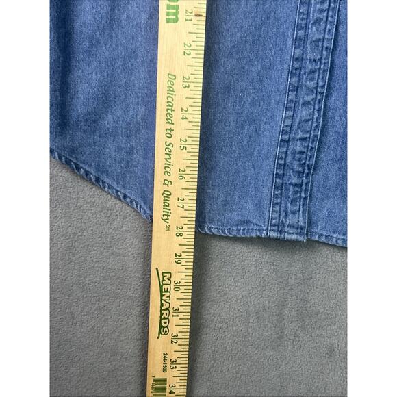 VTG Denim Embroidered Christmas Shirt Women’s Sz M Cotton Button Up Santa 90s - Picture 9 of 9